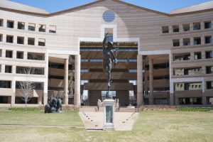 hermes-public-art-tuscany-plaza